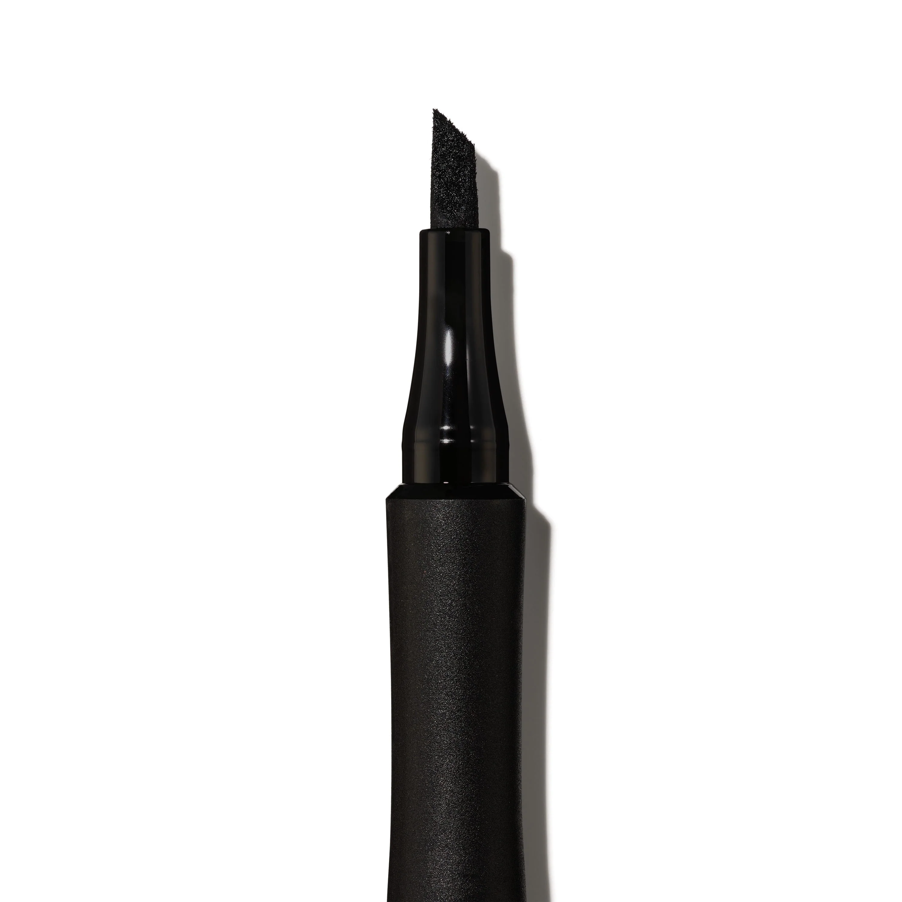 ColorStay Liquid Eyeliner Pen - Image 3